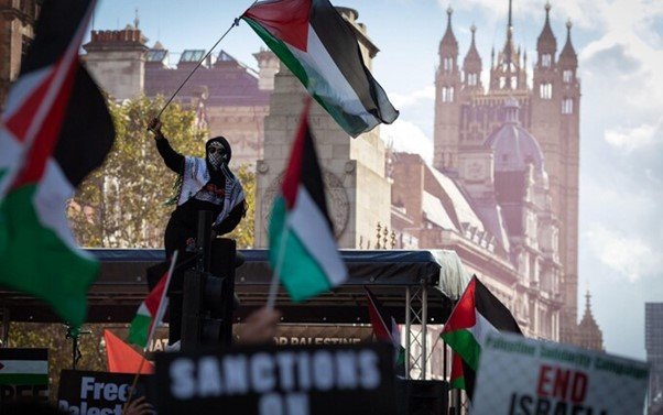 pro Palestinian marches London 1