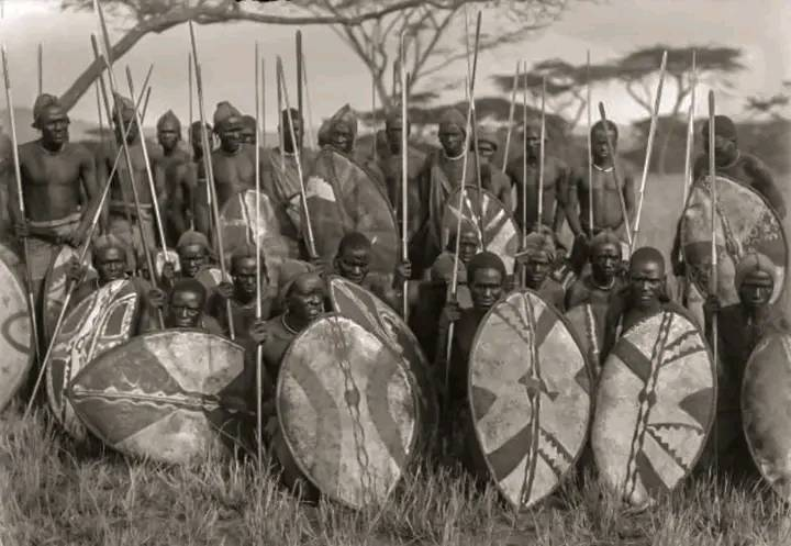 Kipsigis Warriors 1926 (Photo by Martin Johnson)