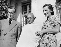 The Mountbattens and Gandhi